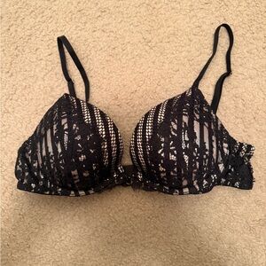 VS Victoria's Secret Black Lace Bra